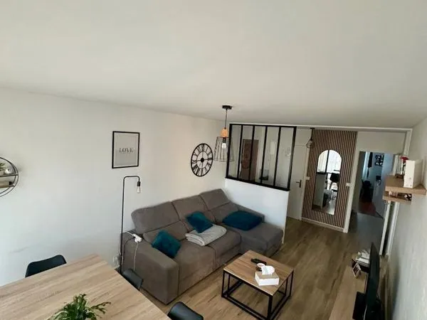 APPARTEMENT 3 PIECES - 72 M² - + balcon