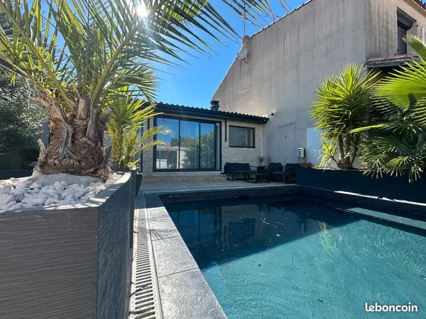 Villa T5 136m² - piscine - proximité tramway