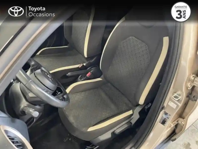 Toyota Aygo X 1.0 vvt-i 72ch design s-cvt my23 — photo 11
