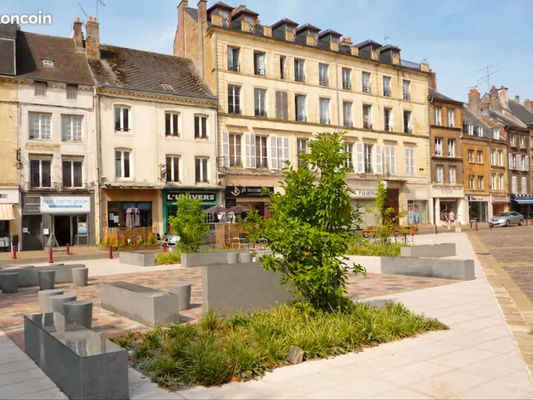 Local commercial de 100 M2 très bien situé