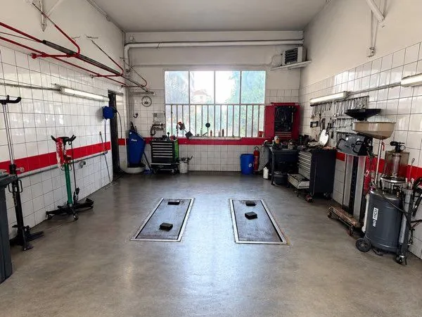 🚗 à louer - local automobile idéal detailing / nettoyage auto - saint-étienne