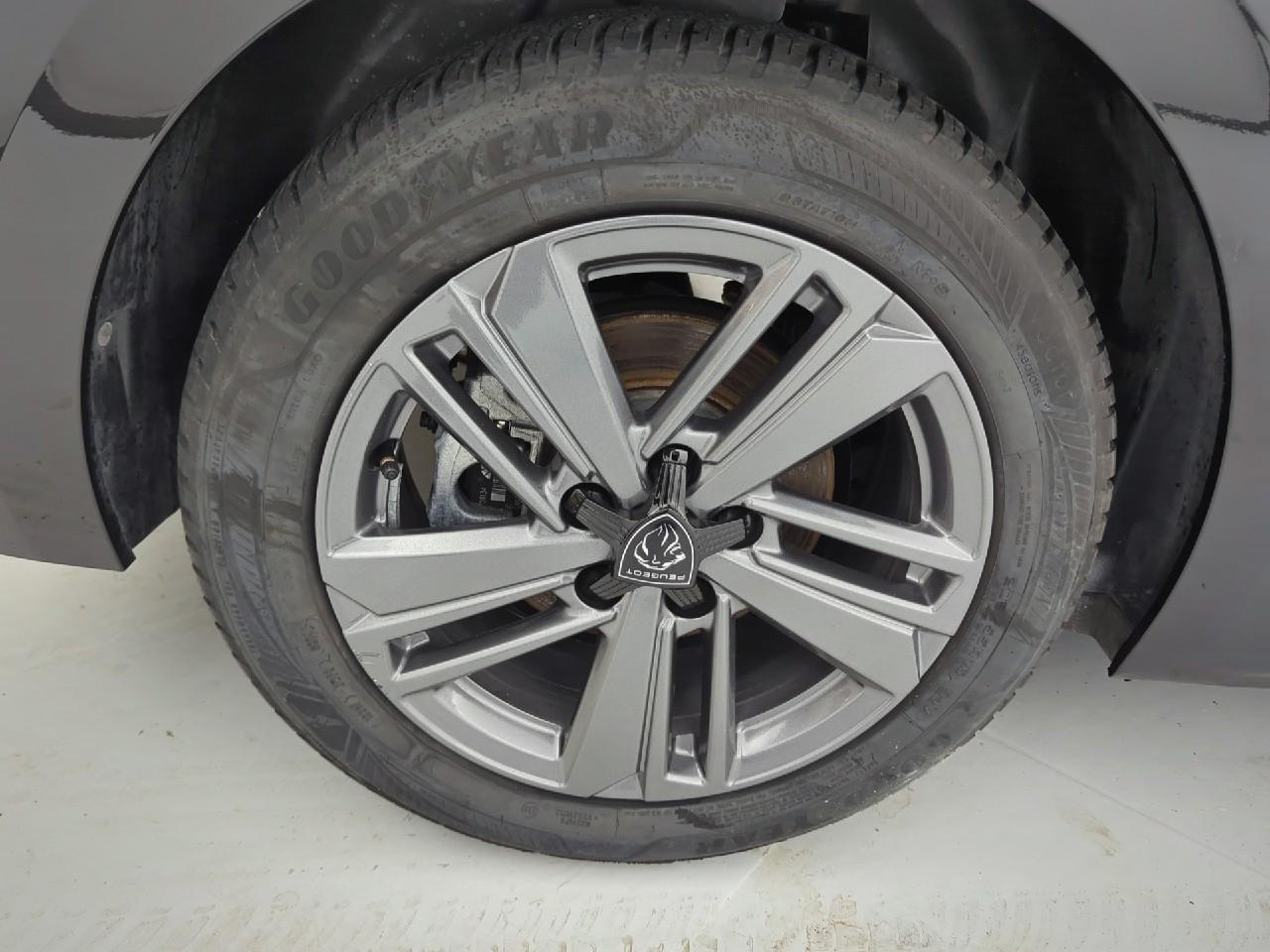 Peugeot 308 puretech 130ch s&s bvm6 allure — photo 18