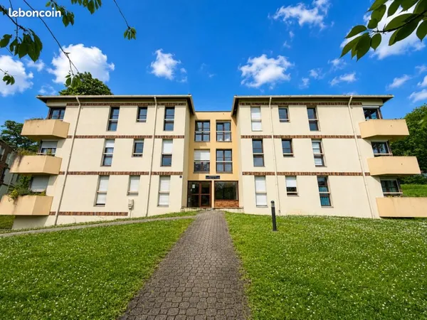 Studio 1 pièce 32 m²