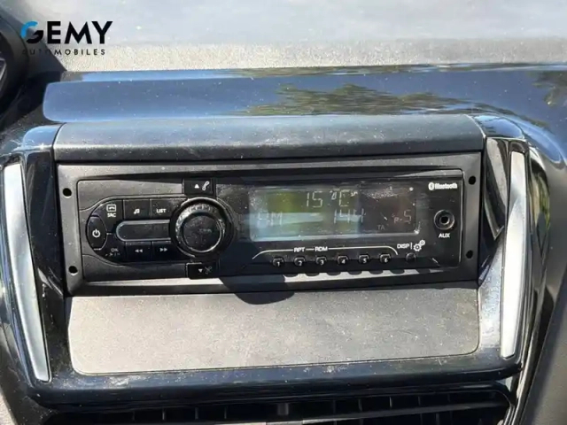 Peugeot 208 puretech 68ch bvm5 — photo 20