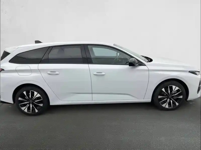 Peugeot 308 sw hybrid 145 e-dcs6 — photo 32