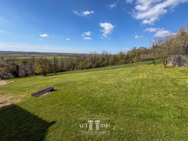 Terrain de 845m2