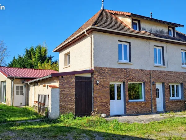 SAINT PRIEST BRAMEFANT Maison T5/T6 de 195m2 + Terrain de 894m2