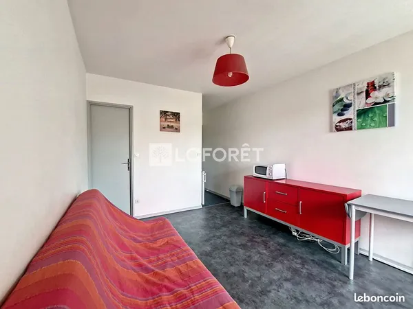 Studio 1 pièce 17 m²