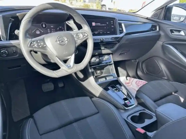 Opel Grandland 1.5 d 130ch gs bva8 — photo 8