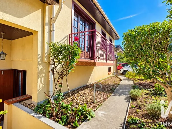 Maison 5 pièces 130 m²