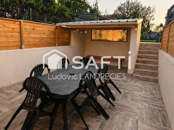 Maison 2 chambres 1 bureau jardin 450m2 située a Condette