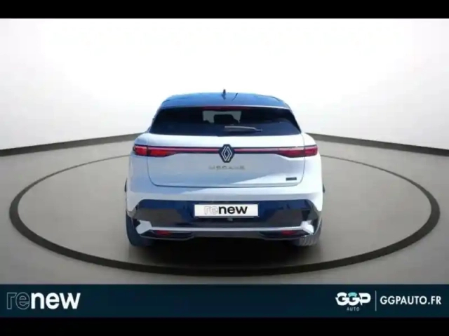 Renault Megane e-tech electric ev60 220ch techno optimum charge -c — photo 5