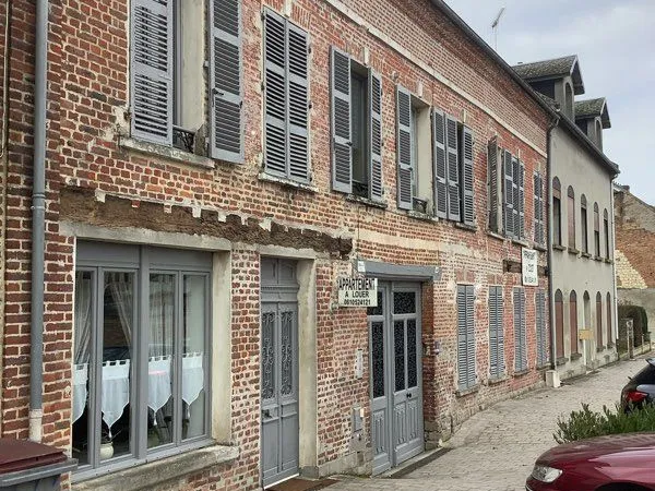 Appartements à louer au deuxième étage