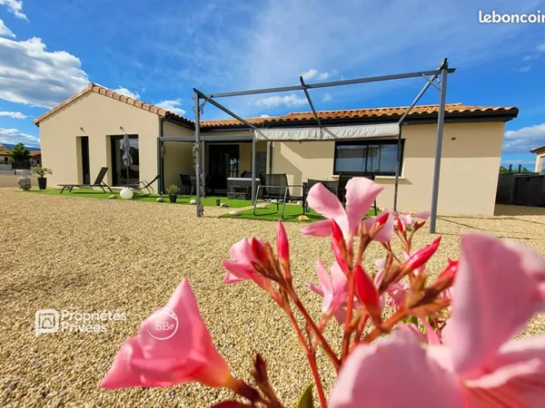 Villa 4 pièces 85 m²
