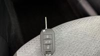 Opel Corsa 1.2 75ch — photo 16
