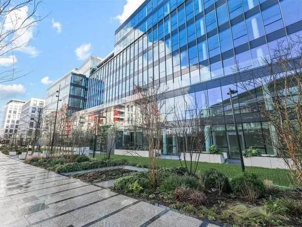 Bureau 2025 m²