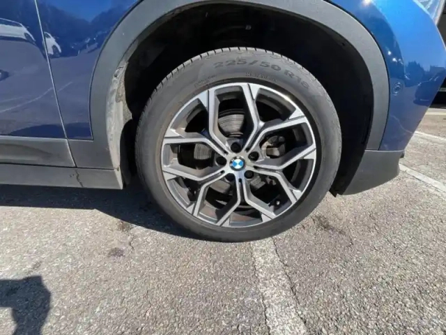 Bmw X2 sdrive18da 150ch business design euro6d-t — photo 11