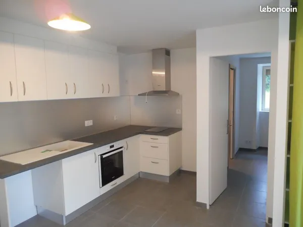 Loue t2 30 m2 gramat 46500 lot
