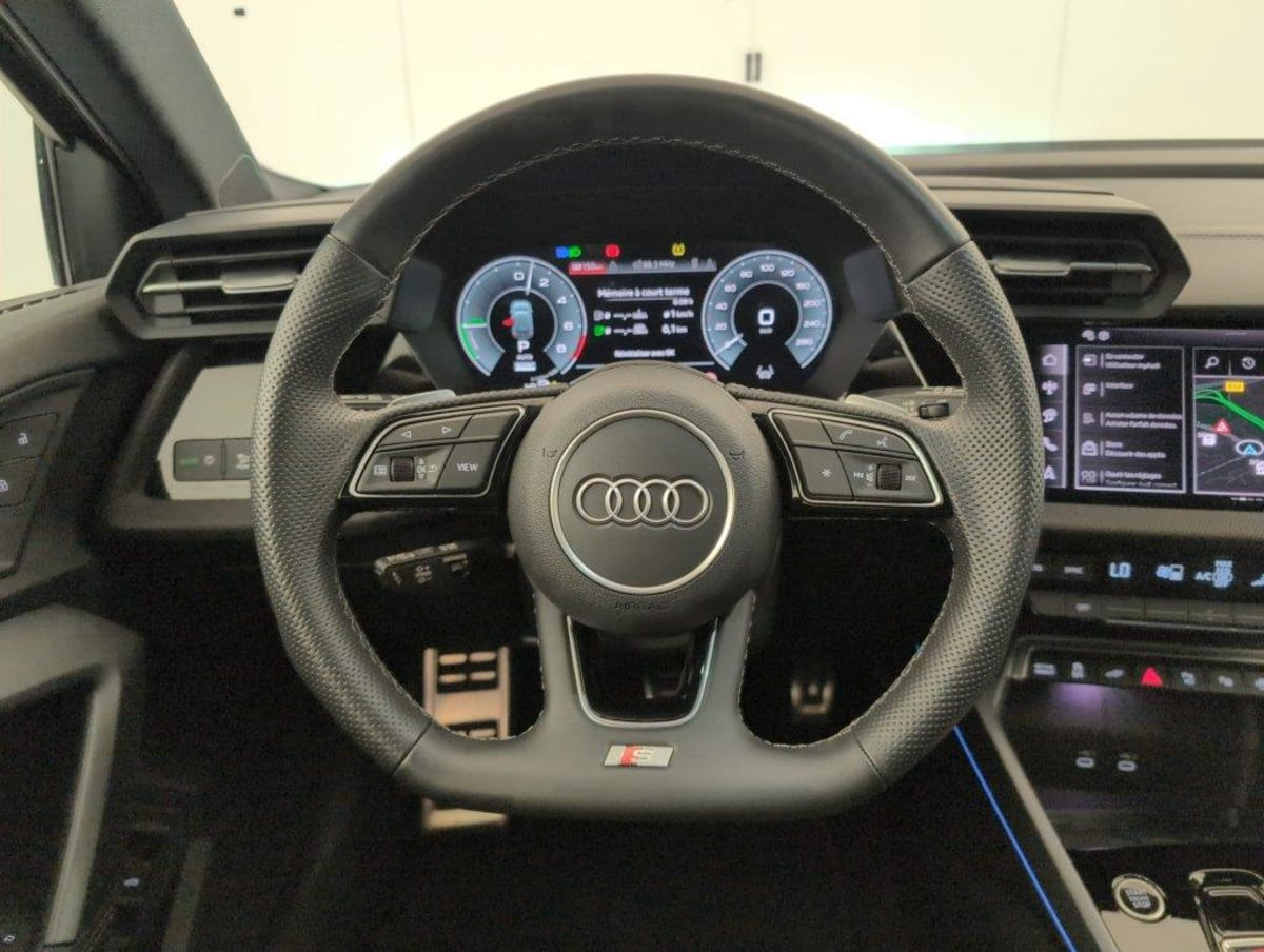 Audi A3 Sportback — photo 14