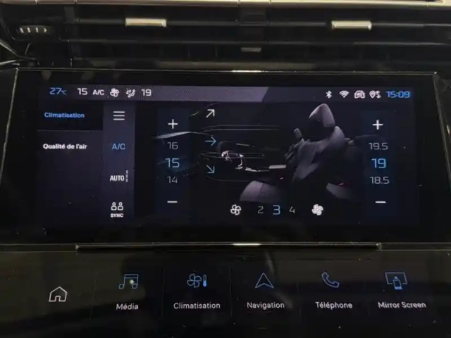 Peugeot 308 1.2 130 allure gps carplay — photo 13