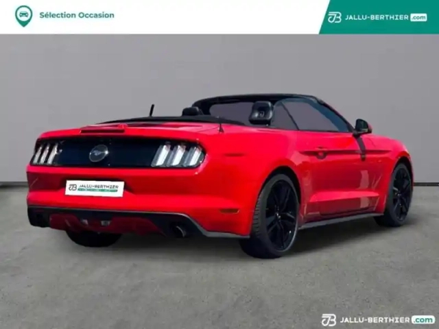 Ford Mustang convertible 2.3 ecoboost 317ch — photo 4