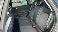 Renault Captur 1.6 E-Tech hybride 145ch Techno Fast Track — photo 13
