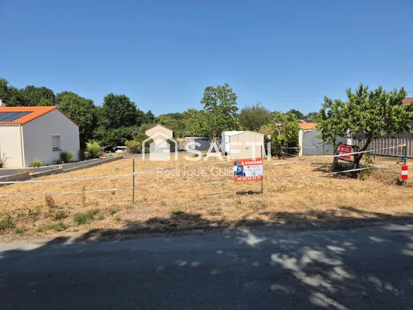 TERRAIN CONSTRUCTIBLE