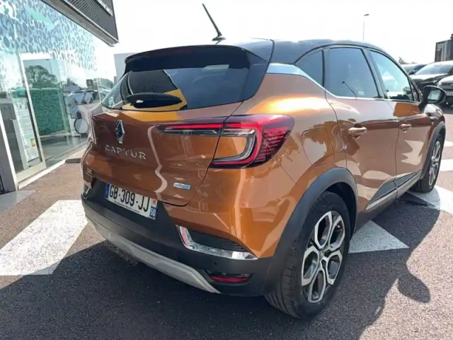 Renault Captur e-tech 145 - 21 — photo 4