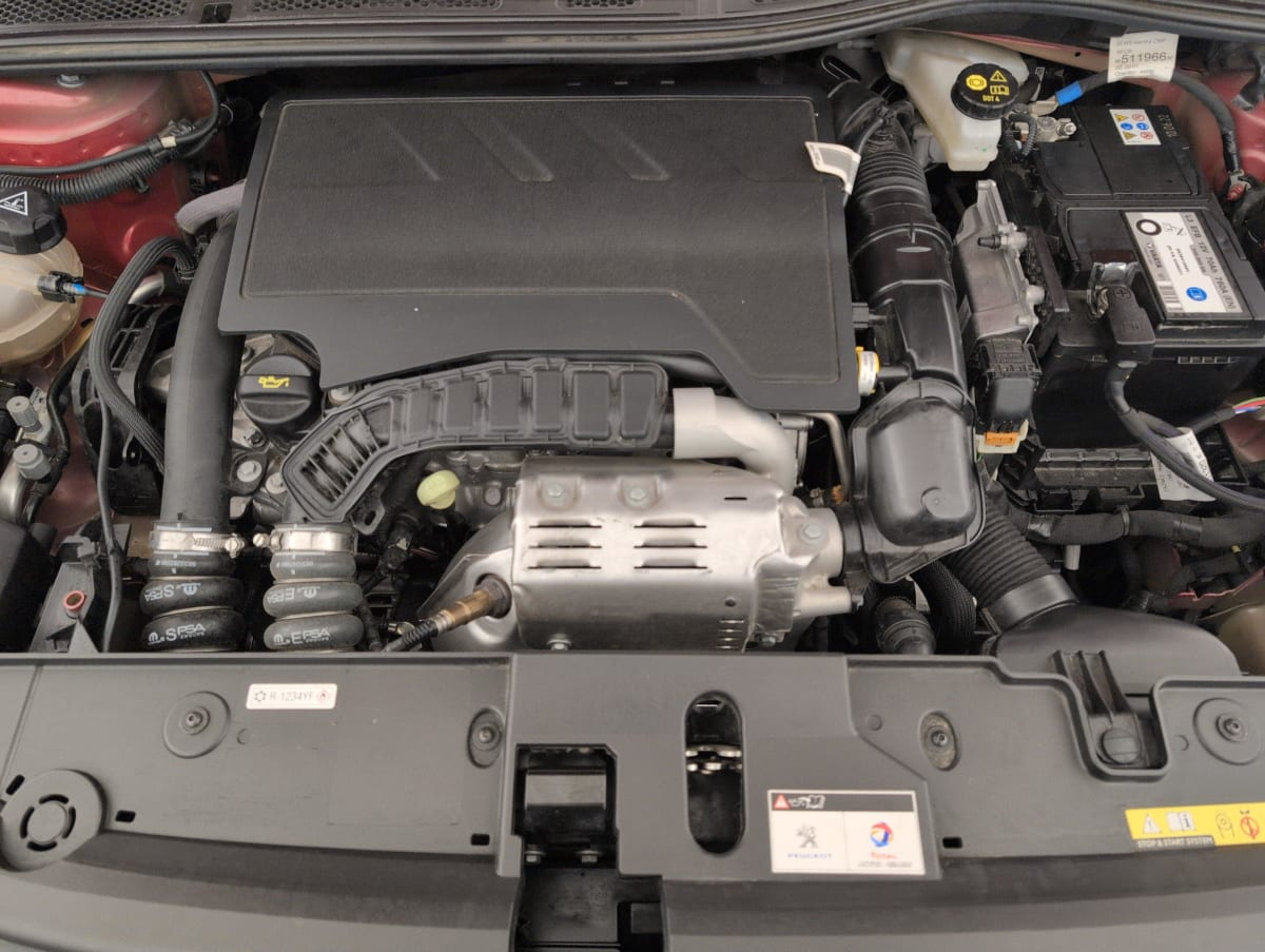 Peugeot 208 — photo 20