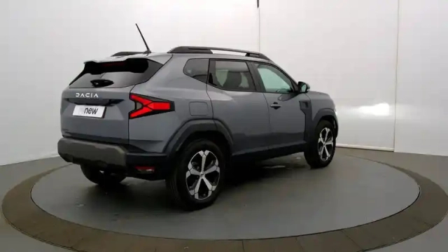 Dacia Duster hybrid 155 — photo 5