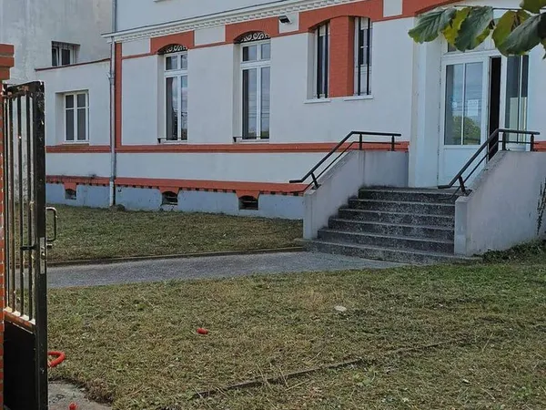 Immeuble 11 pièces 443 m²