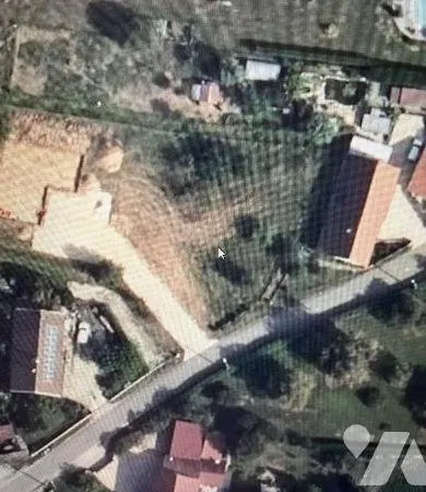 Terrain 1102 m²