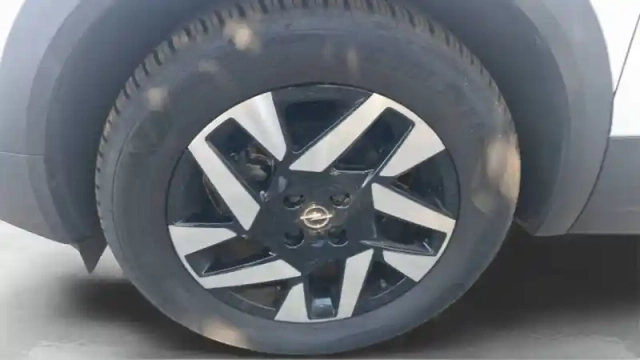 Opel Mokka 1.2 turbo 100 ch bvm6 — photo 12