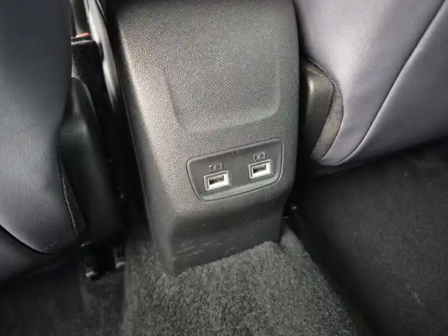 Peugeot 2008 puretech 100 s&amp;s bvm6 — photo 6