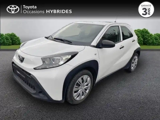 Toyota Aygo x 1.0 vvt-i 72ch active business my23 — photo 1