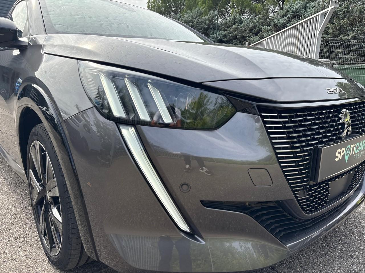 Peugeot 208 1.2 puretech 100ch s&s gt — photo 16