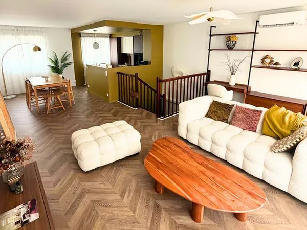 EXCLUSIVITÉ - T3 meublé d'exception · Duplex traversant · Dernier étage · Terrasse · Prado (13008)
