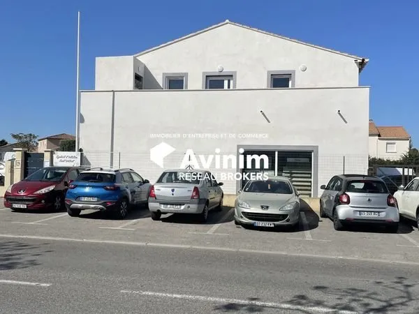 Local 170 m² Saint-Victoret