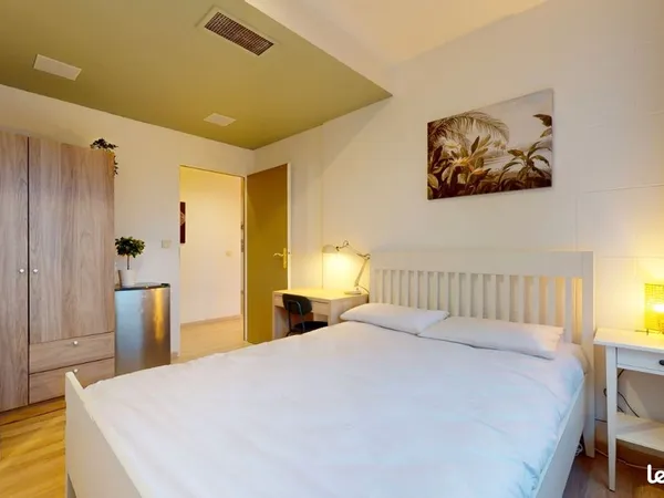 Chambre colocation 680e