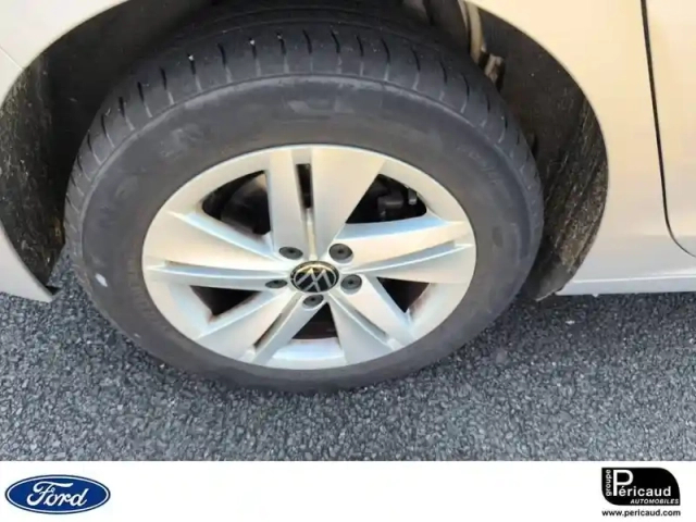 Volkswagen Golf 1.5 etsi opf 150 dsg7 — photo 11