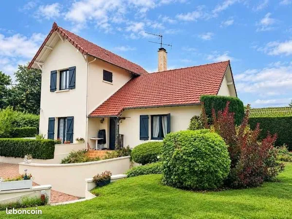 Maison 6 pièces 138 m²