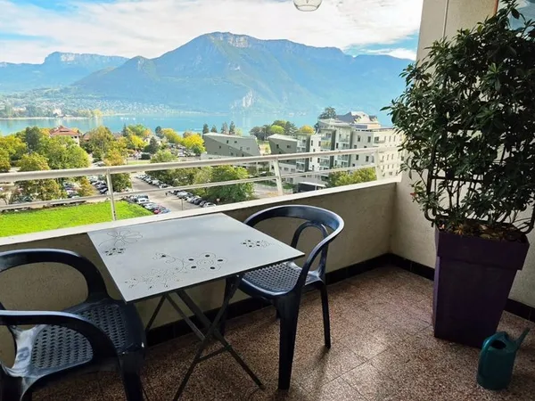 Appartement 2 pièces 66 m²