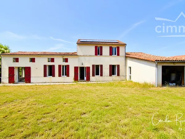Maison de caractère avec 1,5 hectare