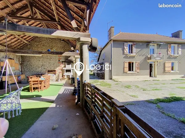 Propriété 4 pièces 159 m²