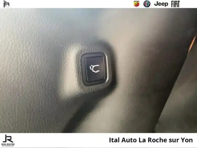 Jeep Compass 1.3 turbo t4 240ch phev 4xe upland at6 eawd — photo 8