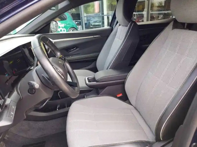 Renault Megane e-tech ev60 220 ch optimum charge — photo 10