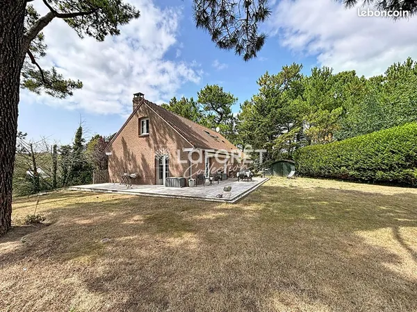 Maison 8 pièces 206 m²