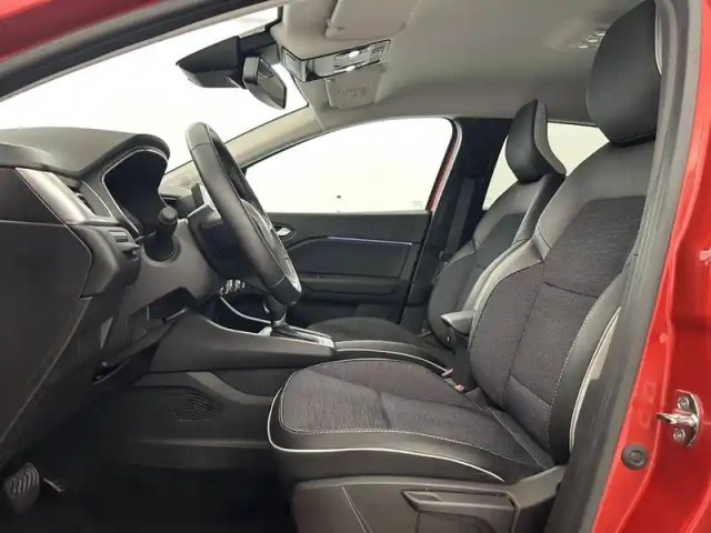 Renault Captur e-tech 145 - 21 — photo 9