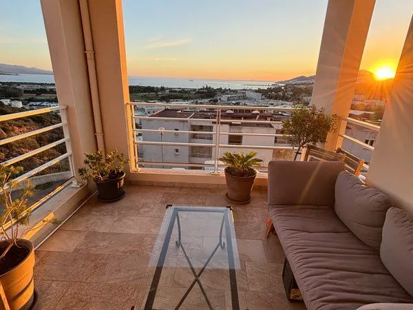 Ajaccio - Loft/T2 52 m² - Terrasse 10 m² - Vue mer