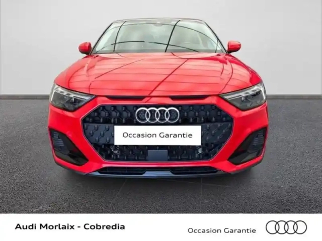 Audi A1 citycarver 30 tfsi 116ch design luxe s tronic 7 — photo 2